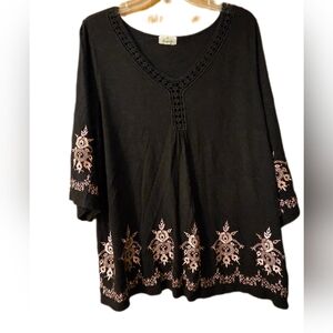 Tres Jolie Black Top Pink Embrodiery Bell Boho Witchy Whimsigoth Plus Size 1X
